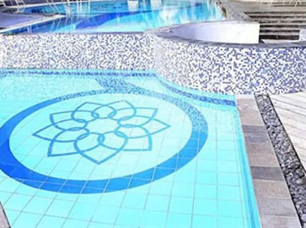 Golden Flower By Kagum Hotels Bandung Kültér fotó