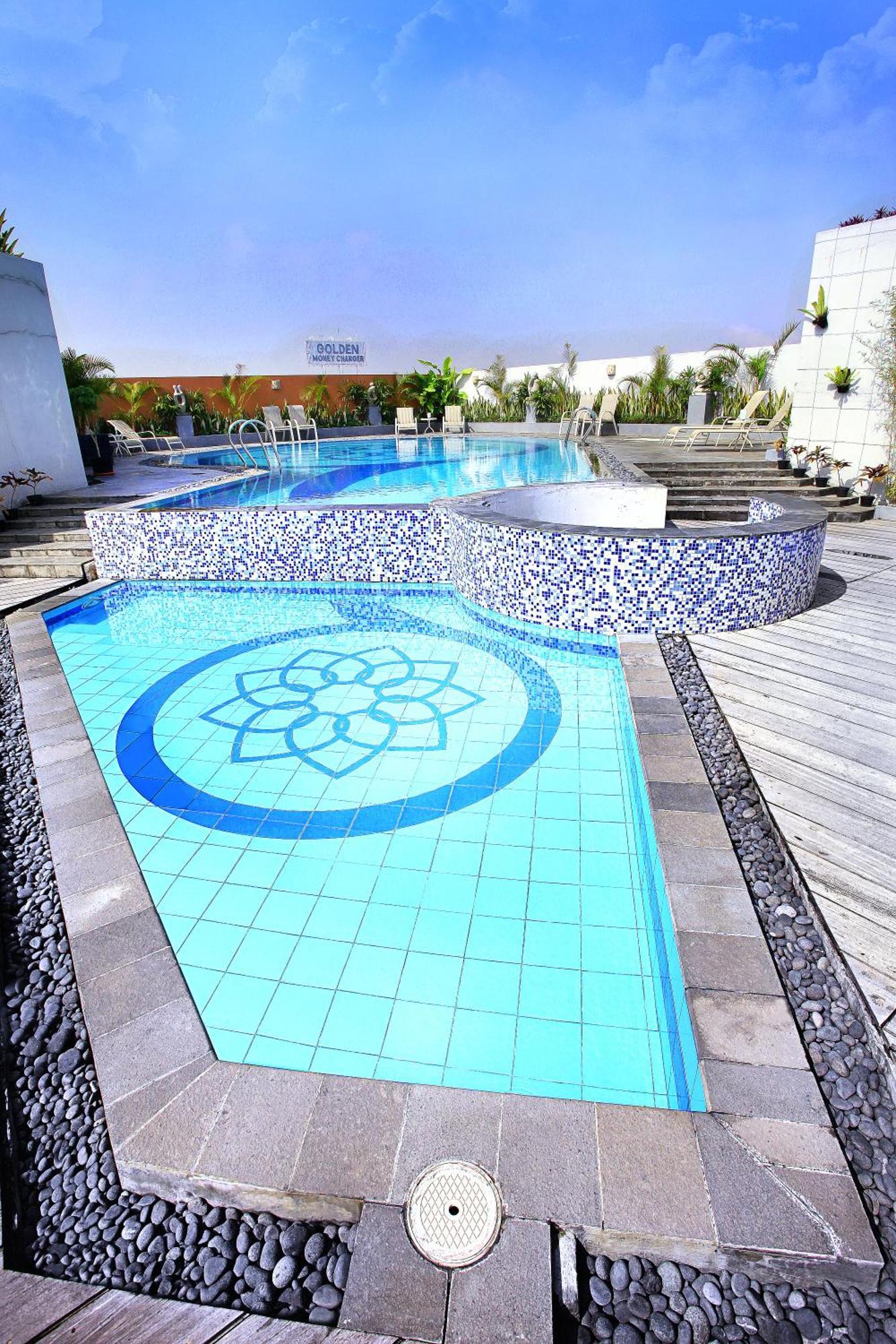 Golden Flower By Kagum Hotels Bandung Kültér fotó
